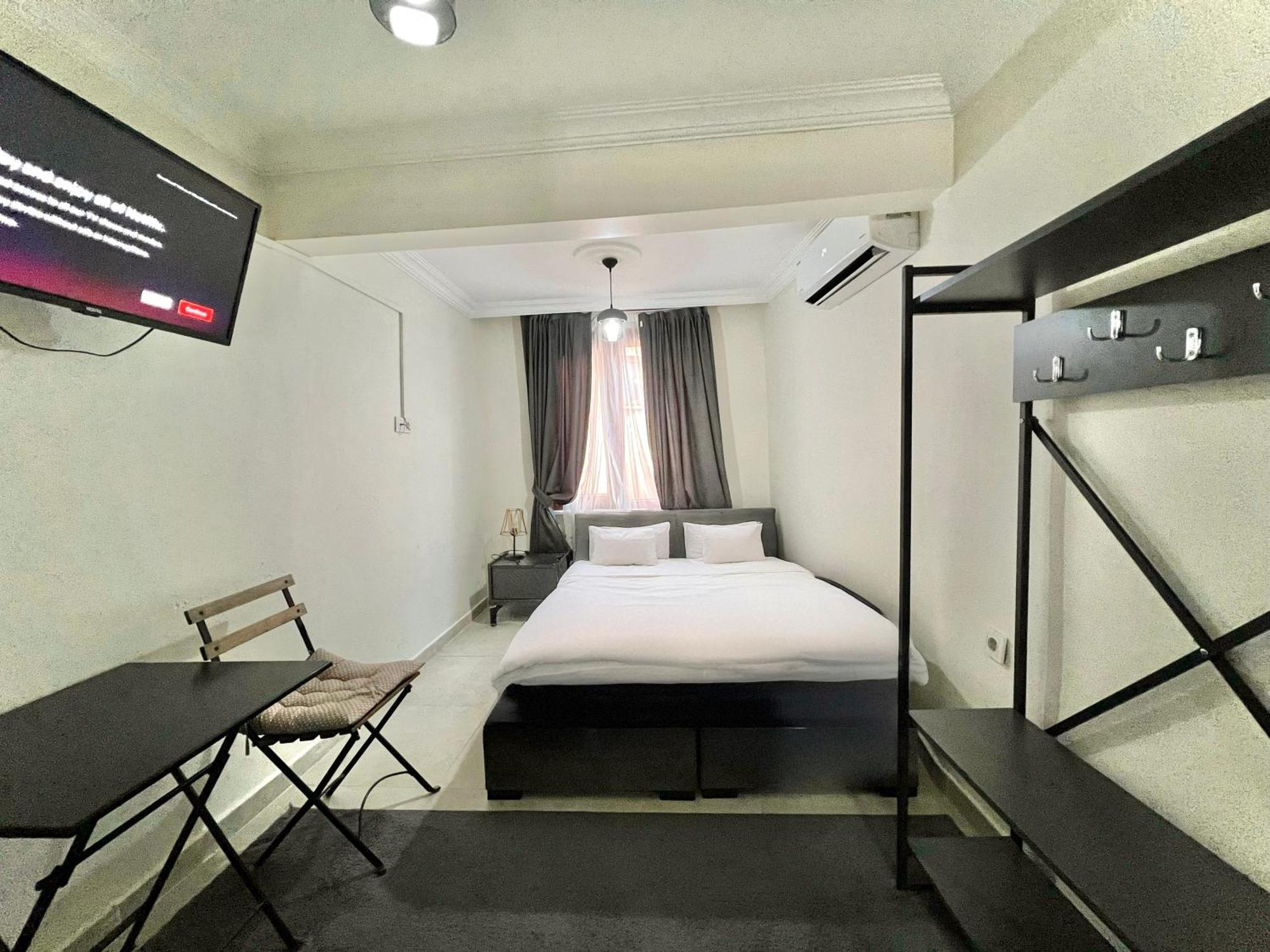 Mr Miller Suite Istanbul Exteriör bild